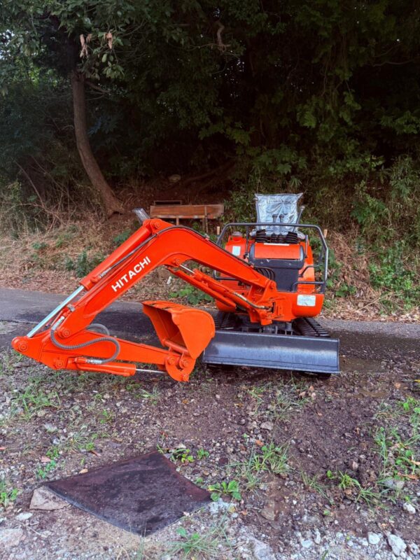 日立　 EX8-2　中古 日立 ミニ油圧ショベル | 稼働時間832h | 8PS | 整備済・即使用可 | ミニユンボ 建設 農業 造園 - Image 7