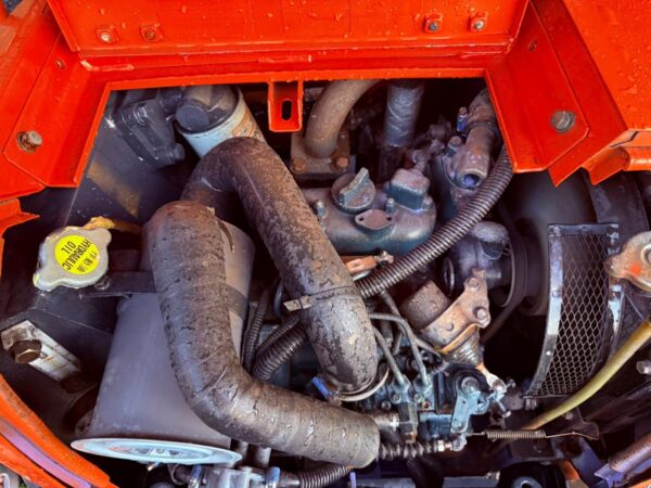 日立　 EX8-2　中古 日立 ミニ油圧ショベル | 稼働時間832h | 8PS | 整備済・即使用可 | ミニユンボ 建設 農業 造園 - Image 3